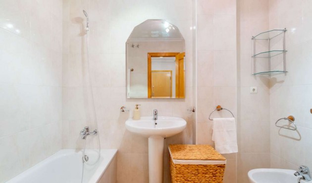 Återförsäljning - Apartment -
Torrevieja - Costa Blanca