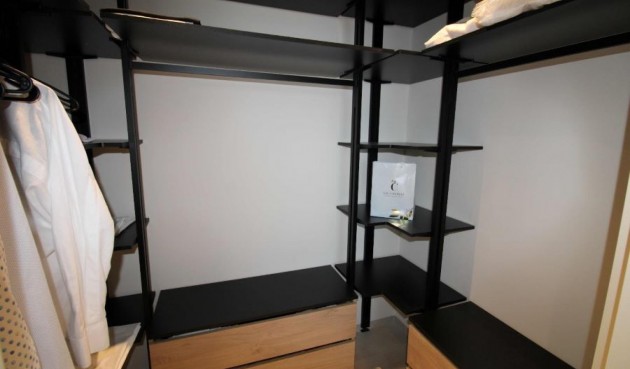 Återförsäljning - Apartment -
Las Colinas Golf - Costa Blanca