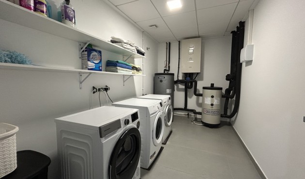 Återförsäljning - Villa -
Los Balcones - Costa Blanca