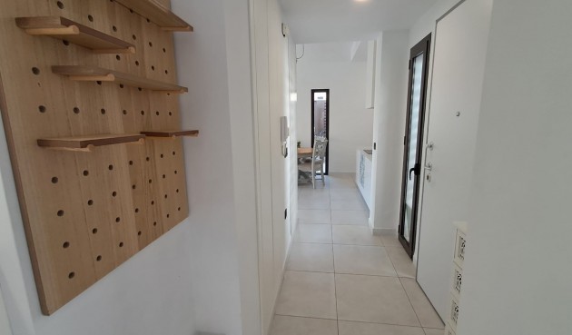 Återförsäljning - Villa -
Cabo Roig - Costa Blanca