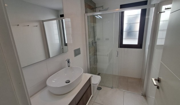 Återförsäljning - Villa -
Cabo Roig - Costa Blanca