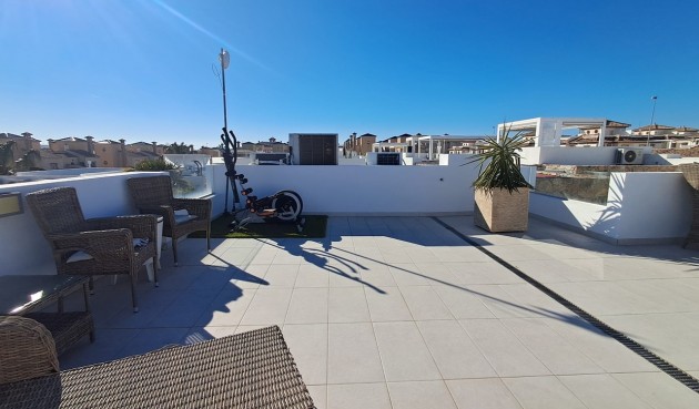 Återförsäljning - Villa -
Cabo Roig - Costa Blanca