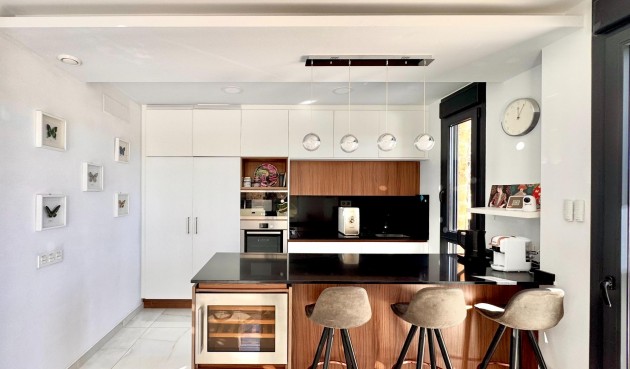 Återförsäljning - Villa -
Orihuela Costa - Lomas de Cabo Roig