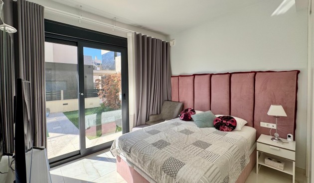 Återförsäljning - Villa -
Orihuela Costa - Lomas de Cabo Roig