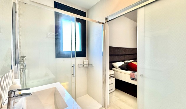 Återförsäljning - Villa -
Orihuela Costa - Lomas de Cabo Roig