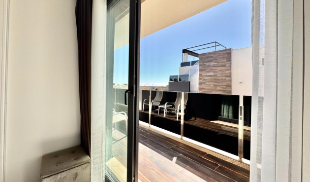 Återförsäljning - Villa -
Orihuela Costa - Lomas de Cabo Roig