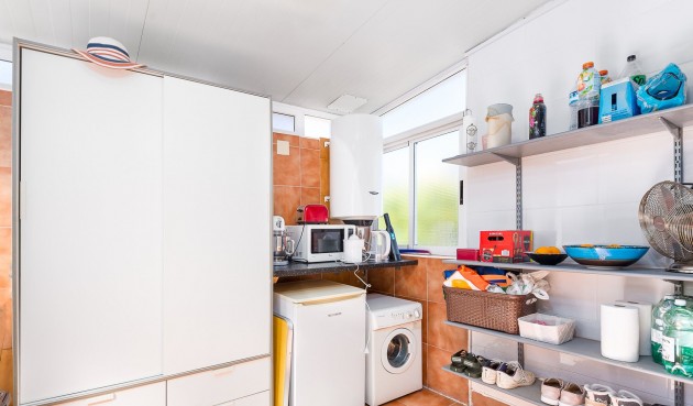 Återförsäljning - Villa -
Torrevieja - Costa Blanca