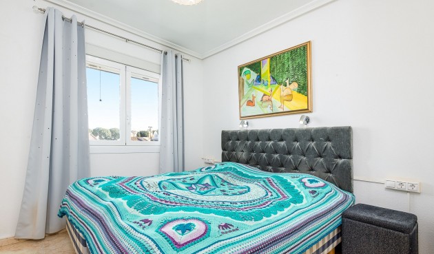 Återförsäljning - Villa -
Torrevieja - Costa Blanca