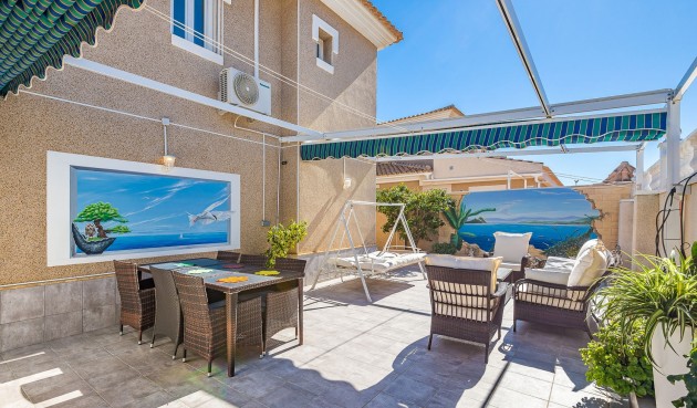 Återförsäljning - Villa -
Torrevieja - Costa Blanca