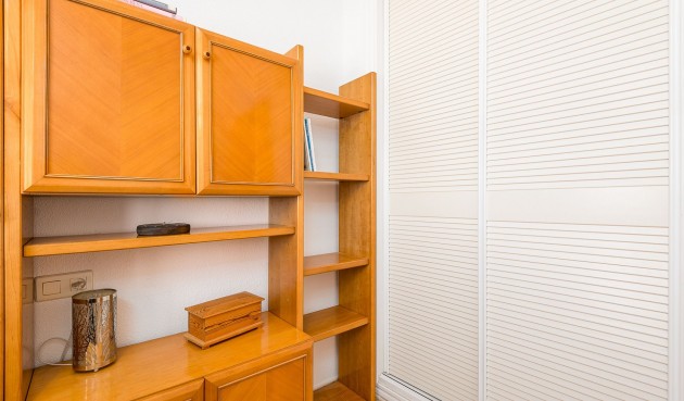 Återförsäljning - Villa -
Torrevieja - Costa Blanca