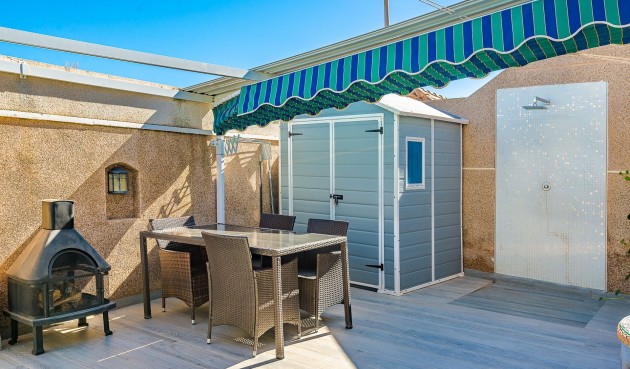 Återförsäljning - Villa -
Torrevieja - Costa Blanca