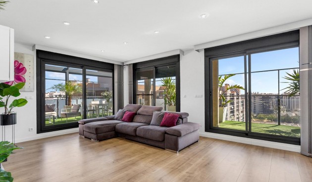 Återförsäljning - Takvåning -
Alicante - Pau 5