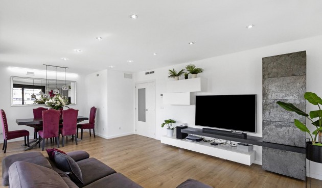 Återförsäljning - Takvåning -
Alicante - Pau 5