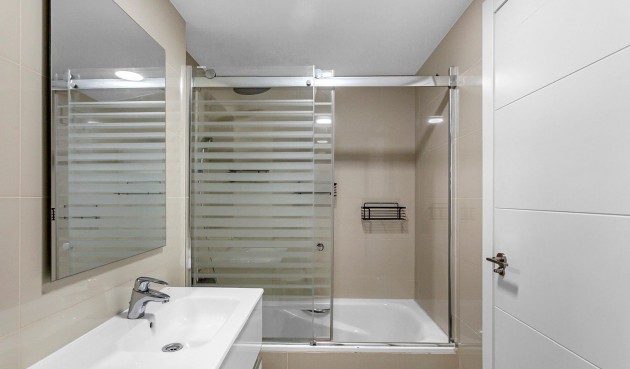 Återförsäljning - Takvåning -
Alicante - Pau 5