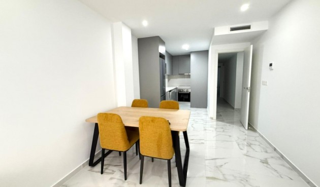Återförsäljning - Apartment -
Torrevieja - PARQUE DE LAS NACIONES