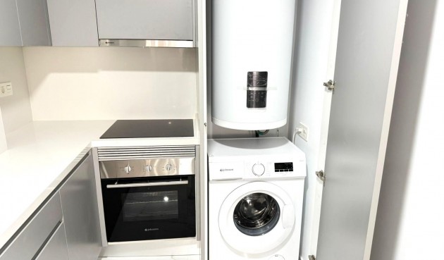 Återförsäljning - Apartment -
Torrevieja - PARQUE DE LAS NACIONES