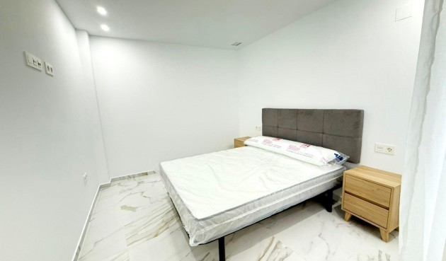 Återförsäljning - Apartment -
Torrevieja - PARQUE DE LAS NACIONES