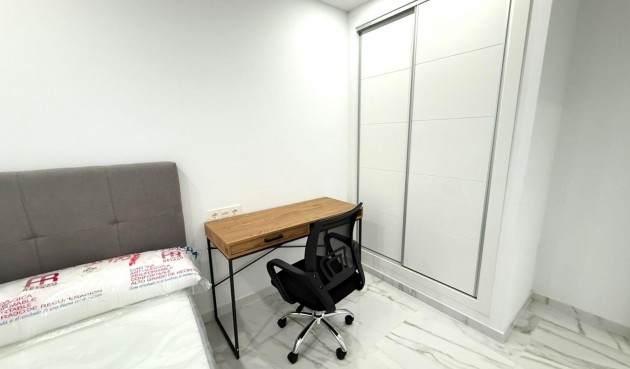 Återförsäljning - Apartment -
Torrevieja - PARQUE DE LAS NACIONES