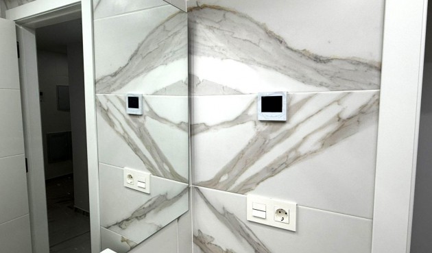 Återförsäljning - Apartment -
Torrevieja - PARQUE DE LAS NACIONES