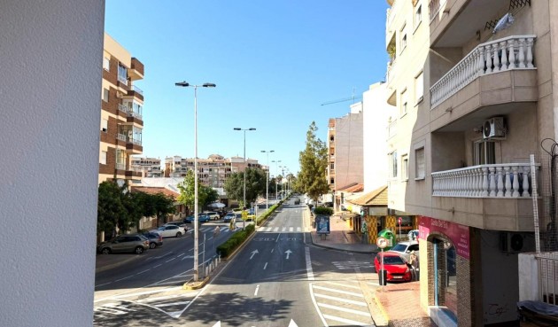 Återförsäljning - Apartment -
Torrevieja - PARQUE DE LAS NACIONES