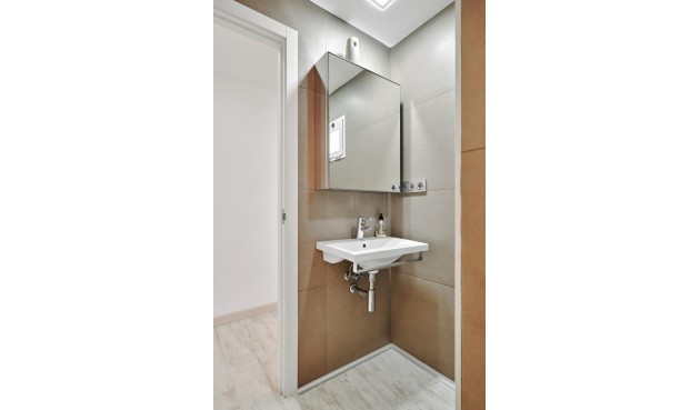 Återförsäljning - Apartment -
Torrevieja - Playa del Cura