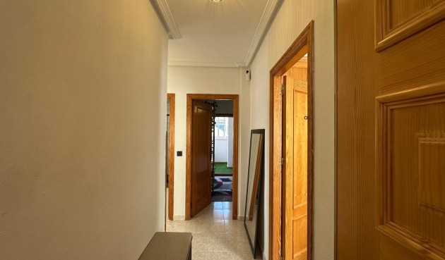 Återförsäljning - Apartment -
Torrevieja - Centro
