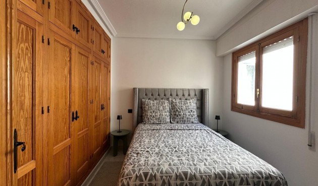 Återförsäljning - Apartment -
Torrevieja - Centro