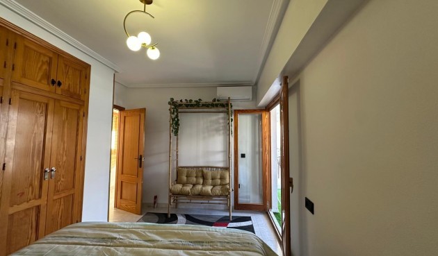 Återförsäljning - Apartment -
Torrevieja - Centro