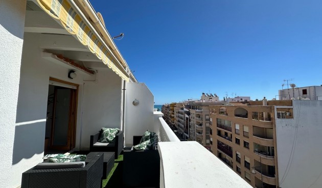 Återförsäljning - Apartment -
Torrevieja - Centro
