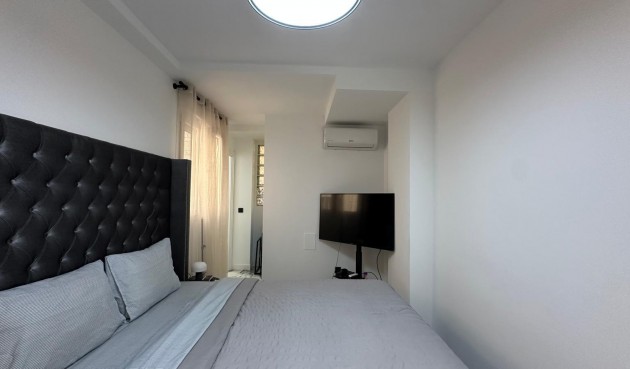 Återförsäljning - Apartment -
Torrevieja - Playa del Cura