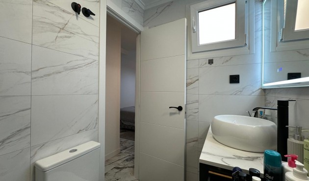 Återförsäljning - Apartment -
Torrevieja - Playa del Cura