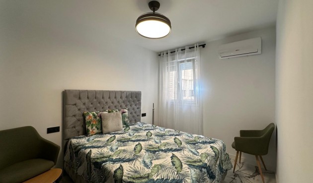 Återförsäljning - Apartment -
Torrevieja - Playa del Cura
