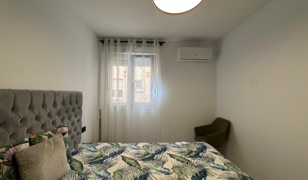 Återförsäljning - Apartment -
Torrevieja - Playa del Cura