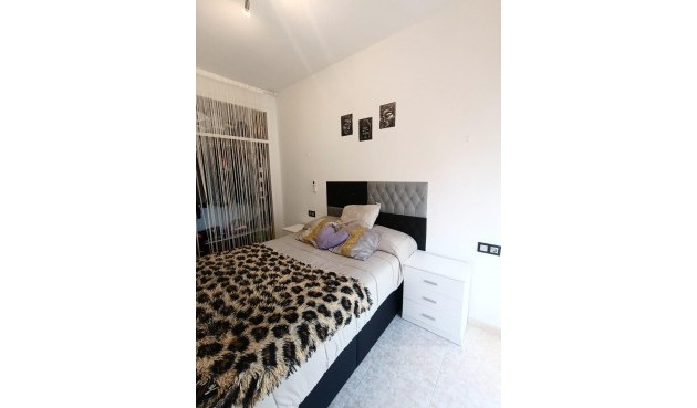 Återförsäljning - Town House -
Torrevieja - Torretas