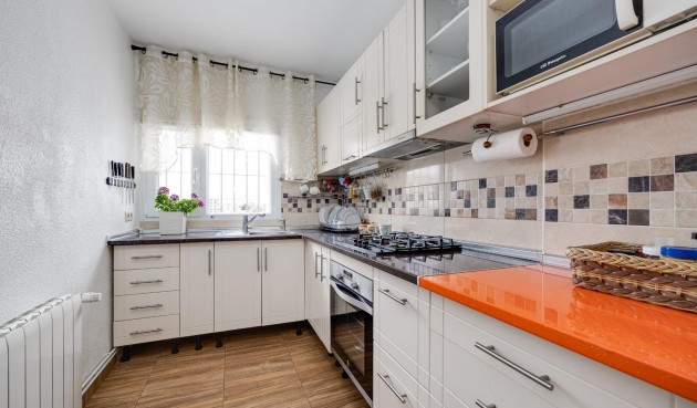 Återförsäljning - Town House -
Torrevieja - Calas Blanca