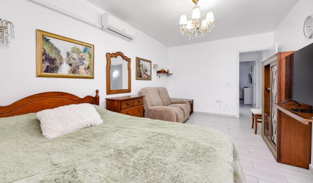 Återförsäljning - Town House -
Torrevieja - Calas Blanca