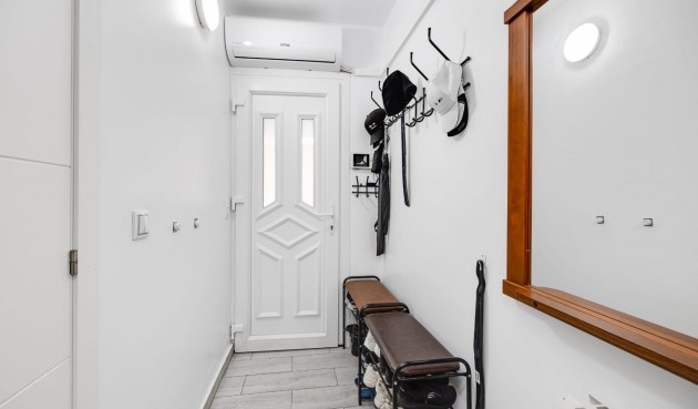 Återförsäljning - Town House -
Torrevieja - Calas Blanca