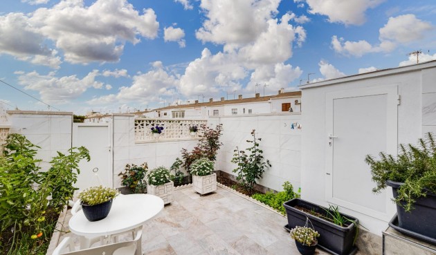 Återförsäljning - Town House -
Torrevieja - Calas Blanca