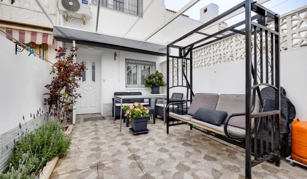 Återförsäljning - Town House -
Torrevieja - Calas Blanca