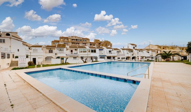 Återförsäljning - Town House -
Torrevieja - Calas Blanca