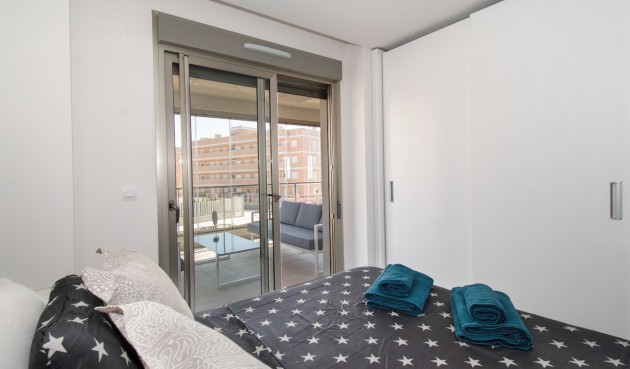 Återförsäljning - Apartment -
Orihuela Costa - Los Dolses