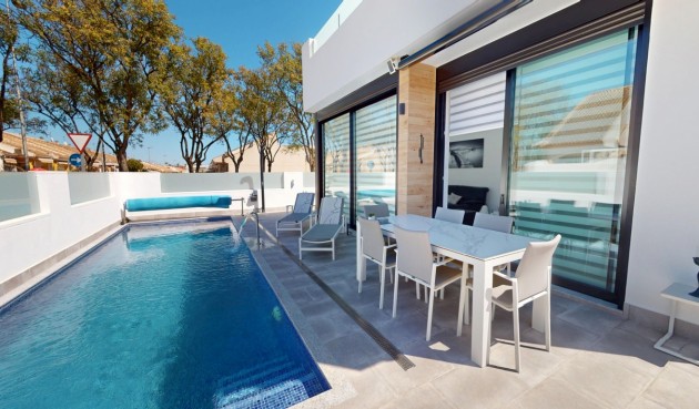 Återförsäljning - Villa -
Los Alcazares - Costa Calida