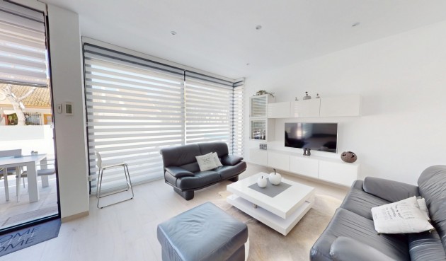 Återförsäljning - Villa -
Los Alcazares - Costa Calida