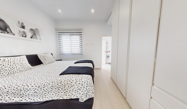 Återförsäljning - Villa -
Los Alcazares - Costa Calida