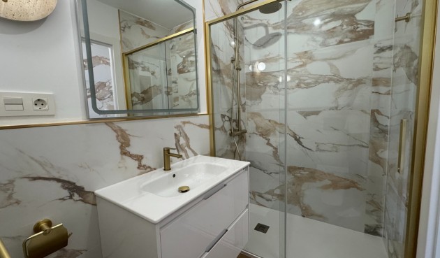 Återförsäljning - Apartment -
Torrevieja - Costa Blanca