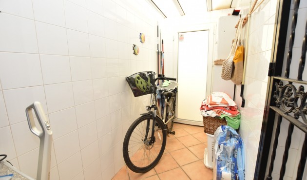 Återförsäljning - Villa -
Orihuela Costa - Costa Blanca