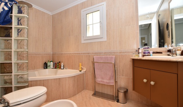 Återförsäljning - Villa -
Orihuela Costa - Costa Blanca