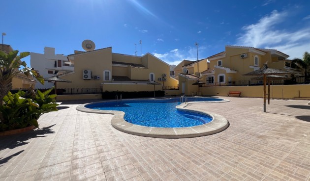 Återförsäljning - Villa -
Orihuela Costa - Costa Blanca