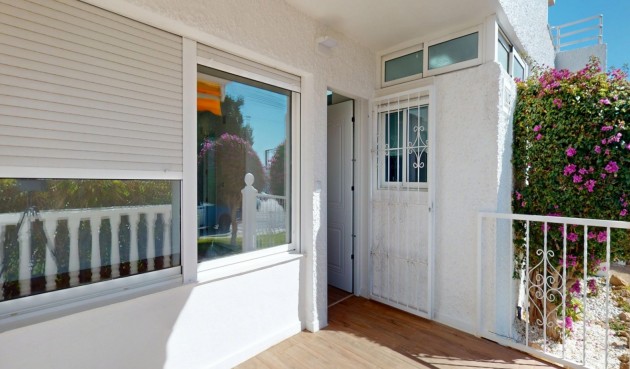 Återförsäljning - Apartment -
Orihuela Costa - Costa Blanca