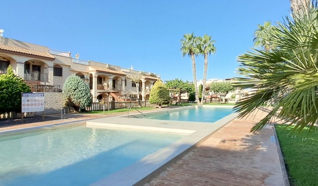 Återförsäljning - Apartment -
Torrevieja - Parque Acuático - Sector 25